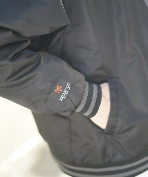 THRASHER（スラッシャー）の「NYLON STUDIUM JACKET/スラッシャースタジアムジャケット（スタジャン・メンズ・ブラック×グレー/グリーン・MEDIUM/LARGE/X-LARGE）」の13枚目の写真