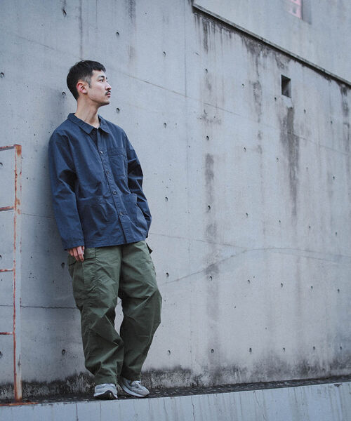 BEAMS(ビームス)の「BEAMS / ルーズ カバーオール(カバーオール・メンズ・グリーン系その他4/ネイビー・S/M/L/XL)」の9枚目の写真