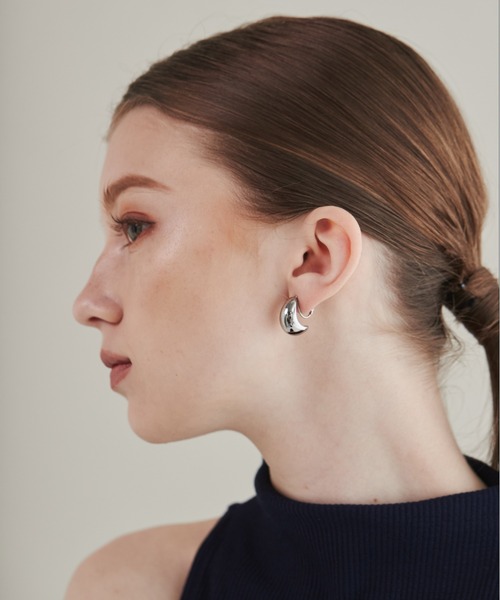 ciite' surgical stainless(シーテサージカルステンレス)の「【 金属アレルギー対応 】 ぷっくりイヤリング サージカルステンレス 316L(イヤリング・レディース・シルバー/ゴールド・FREE)」の7枚目の写真