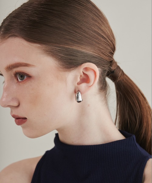 ciite' surgical stainless(シーテサージカルステンレス)の「【 金属アレルギー対応 】 ぷっくりイヤリング サージカルステンレス 316L(イヤリング・レディース・シルバー/ゴールド・FREE)」の6枚目の写真