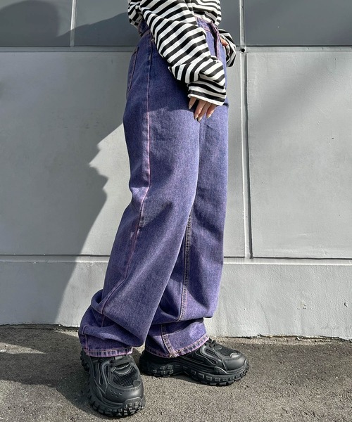 Figments（フィグメンツ）の「オーバーダイカラーデニムパンツ（デニムパンツ・レディース・イエロー/グリーン/パープル・LARGE/SMALL/MEDIUM）」の6枚目の写真