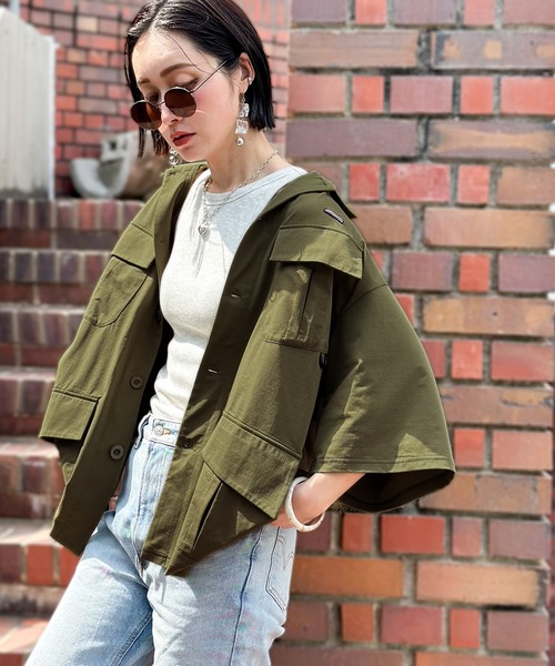 Java(ジャバ)の「《JaVaジャバ 別注》高機能素材AIR GRID TECH使用 吸水速乾・抗菌防臭 オーバーサイズミリタリーシャツ(セットアップ可能)(シャツ/ブラウス・メンズ・ブラック/カーキ/ブルー・LARGE/X-LARGE/SMALL/MEDIUM)」の11枚目の写真