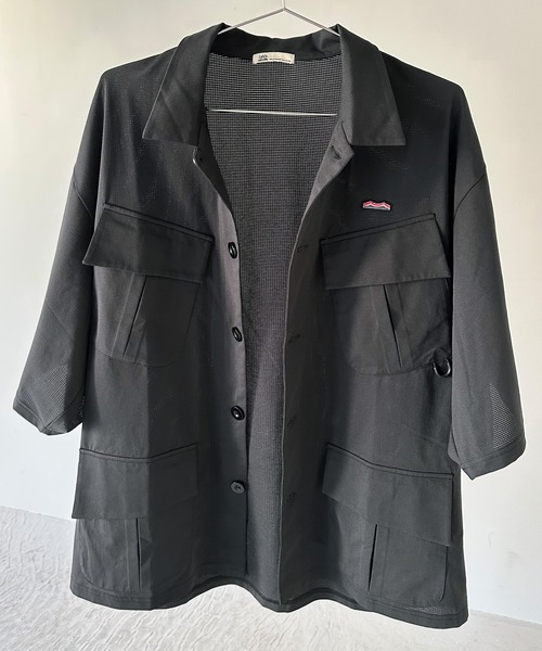 Java(ジャバ)の「《JaVaジャバ 別注》高機能素材AIR GRID TECH使用 吸水速乾・抗菌防臭 オーバーサイズミリタリーシャツ(セットアップ可能)(シャツ/ブラウス・メンズ・ブラック/カーキ/ブルー・LARGE/X-LARGE/SMALL/MEDIUM)」の16枚目の写真