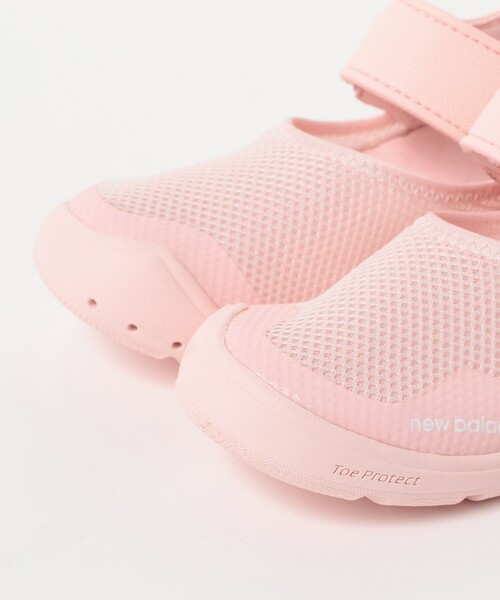B:MING by BEAMS（ビーミングバイビームス）の「NEW BALANCE / YO208 サンダル（17～23cm）（サンダル・キッズ・ピンク/ブラック・17/18/19/20/21/22/23）」の6枚目の写真