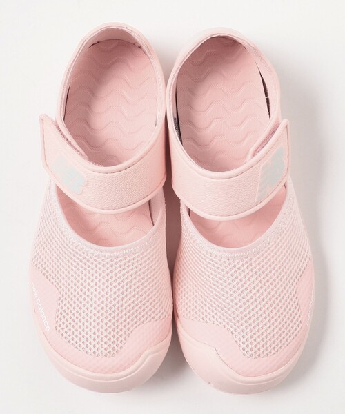 B:MING by BEAMS（ビーミングバイビームス）の「NEW BALANCE / YO208 サンダル（17～23cm）（サンダル・キッズ・ピンク/ブラック・17/18/19/20/21/22/23）」の5枚目の写真