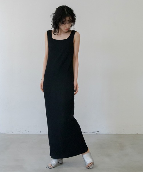 VACANCY(ヴァカンシー)の「シャーリングJQマキシワンピース(ワンピース・レディース・ブラック/グリーン/ブルー/レッド・FREE)」の5枚目の写真