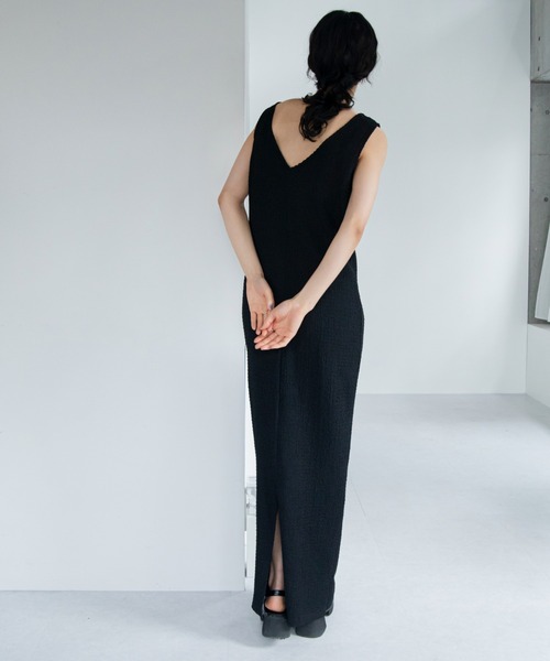 VACANCY(ヴァカンシー)の「シャーリングJQマキシワンピース(ワンピース・レディース・ブラック/グリーン/ブルー/レッド・FREE)」の15枚目の写真