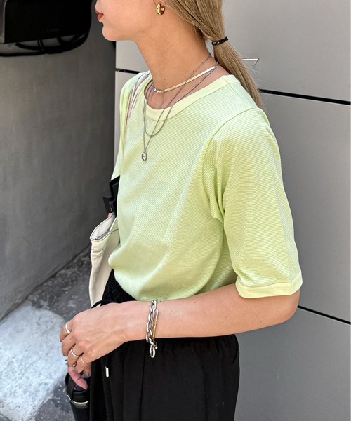 feepur（フェピュール）の「配色パイピング細ボーダーTee（Tシャツ/カットソー・レディース・ブラック/パープル/グリーン/ブルー・MEDIUM）」の2枚目の写真