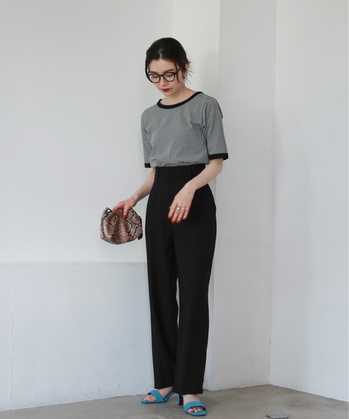 feepur（フェピュール）の「配色パイピング細ボーダーTee（Tシャツ/カットソー・レディース・ブラック/パープル/グリーン/ブルー・MEDIUM）」の10枚目の写真