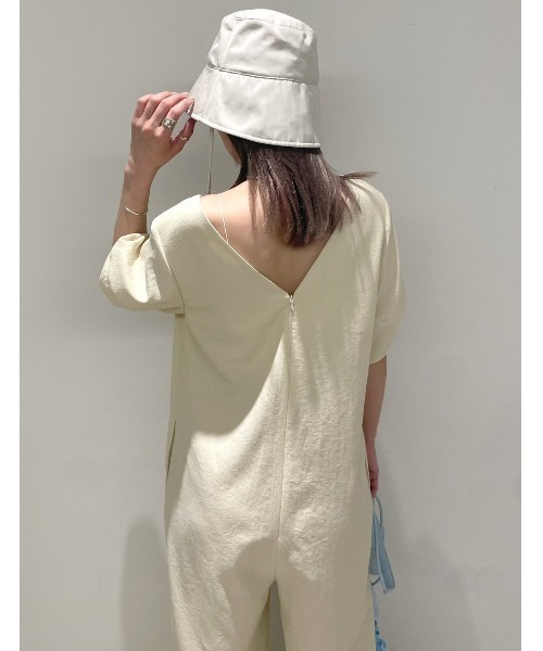 emmi(エミ)の「【emmi atelier】リネン混オールインワン(つなぎ/オールインワン・レディース・アイボリー/オレンジ・0/1)」の20枚目の写真