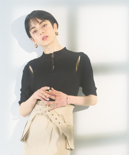 DRWCYS（ドロシーズ）の「ショルダーカットシアーリブニット  shoulder cut sheer rib knit（ニット/セーター・レディース・ライトグリーン/ブラック/ベージュ・FREE）」の15枚目の写真