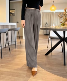 ピンストライプパンツ」に該当するその他パンツ（リネン・麻