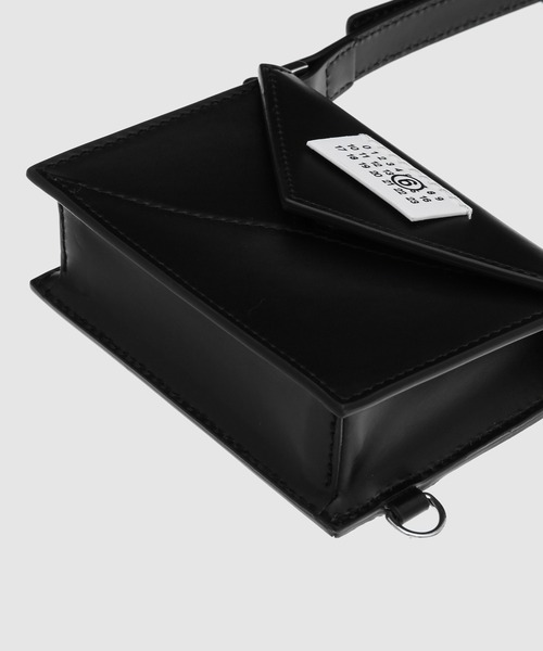 MM6 Maison Margiela(エムエムシックス メゾン マルジェラ)の「MINI BAG(ショルダーバッグ・レディース・ブラック・FREE)」の2枚目の写真