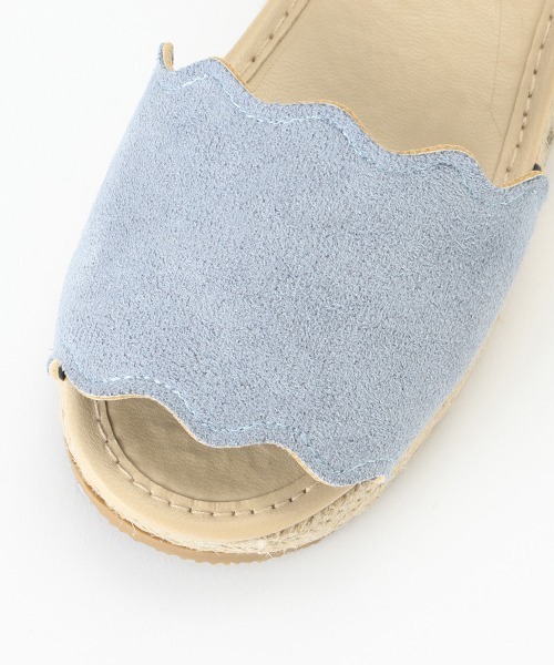 petit main（プティマイン）の「スカラップサンダル（サンダル・キッズ・ライトピンク/ベージュ/ブルー・14cm/15cm/16cm/17cm/18cm/19cm）」の10枚目の写真