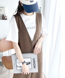 classicalelf（クラシカルエルフ）の「楽ちんだけど女性らしい。2way深Vネックロンパース（サロペット/オーバーオール）」