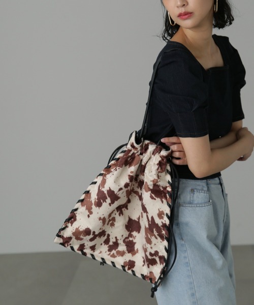 FREE'S MART(フリーズマート)の「サイドドローイングバッグ(ハンドバッグ・レディース・ホワイト/ブラック・フリ-)」の3枚目の写真