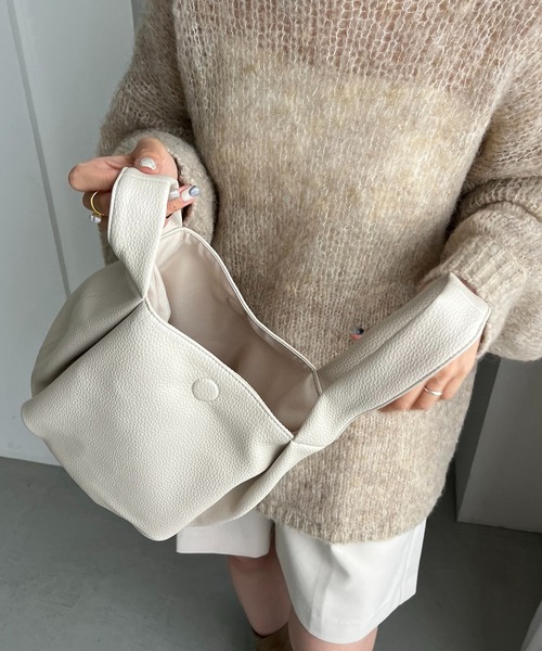 CAPRICIEUX LE'MAGE(カプリシューレマージュ)の「ラウンドバッグ(ハンドバッグ・レディース・ブラック/ライム/アイボリー/イエロー・FREE)」の6枚目の写真