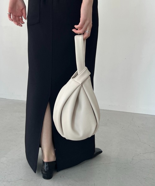 CAPRICIEUX LE'MAGE(カプリシューレマージュ)の「ラウンドバッグ(ハンドバッグ・レディース・ブラック/ライム/アイボリー/イエロー・FREE)」の18枚目の写真