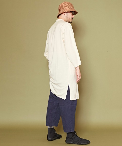 カヤ(カヤ)の「【カヤ】書生バンドカラーロングシャツ(シャツ/ブラウス・メンズ・キナリ/ブルー/スミクロ・FREE)」の19枚目の写真