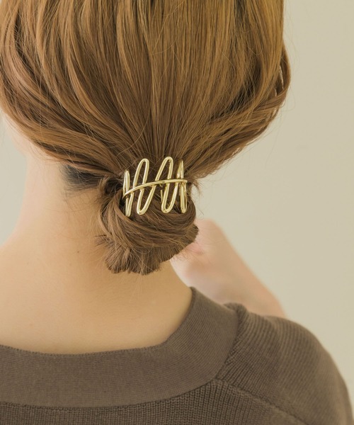 SMELLY(スメリー)の「ウェーブラインヘアカフセット(ヘアゴム・レディース・ゴールド・-)」の7枚目の写真