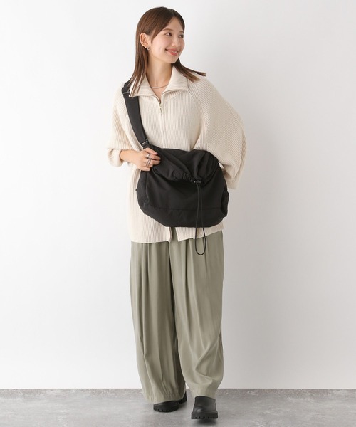 LEPSIM(レプシィム)の「タックフレアイージーパンツ 964250(その他パンツ・レディース・アイボリー/ブラウン/チャコールグレー・FREE)」の20枚目の写真