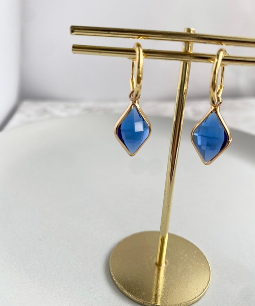 tone(トーン)の「【As】【アレルギー対応】ゆらゆら 小ぶりフープ カラフルストーンイヤリング(サージカルステンレス)(MA)(イヤリング・レディース・ブラウン/イエロー/グリーン系その他2/ブルー系その他2/パープル/ブルー/グリーン/レッド/ピンク/グリーン系3/クリア・FREE)」の19枚目の写真