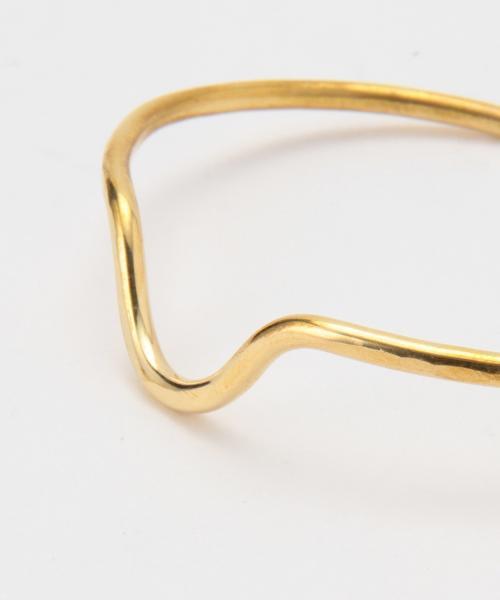 Ray BEAMS（レイビームス）の「◇Cinq / Halfmoon バングル（バングル/リストバンド・レディース・ゴールド・ONE SIZE）」の3枚目の写真