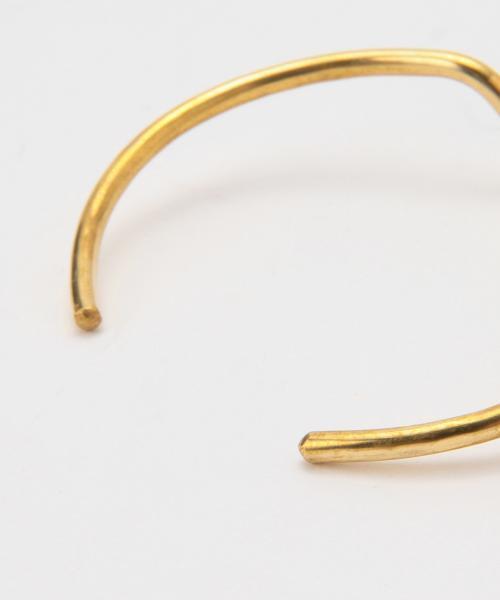 Ray BEAMS（レイビームス）の「◇Cinq / Halfmoon バングル（バングル/リストバンド・レディース・ゴールド・ONE SIZE）」の4枚目の写真