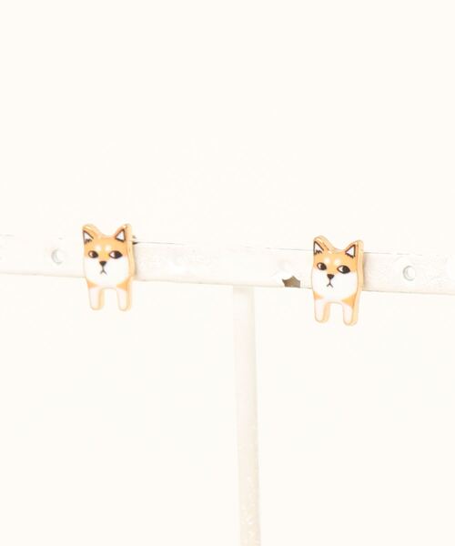an meets zakka(アンミツザッカ)の「an meets zakka 猫ピアス(ピアス(両耳用)・メンズ・C/B/J/M/P/N/E/I/L/A/K/O/D/G/H/F・ONE SIZE)」の15枚目の写真