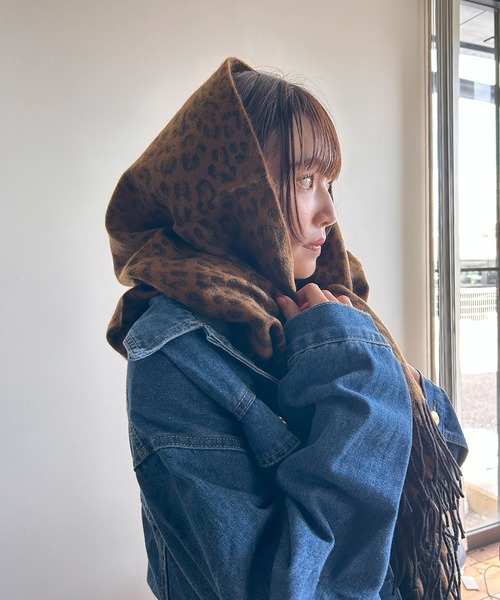 Kotoe（コトエ）の「マルチWAY ヒョウ柄ストール（マフラー・レディース・ブラウン/ホワイト・FREE）」の21枚目の写真
