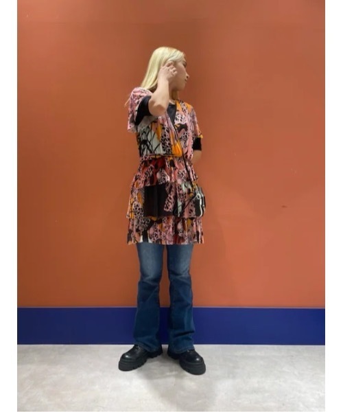 Desigual(デシグアル)の「M. Christian Lacroix 蘭モチーフ ミニワンピース(ワンピース・レディース・マルチ・L/M/S/XL/XS)」の8枚目の写真