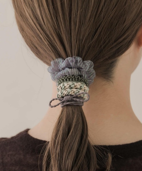 SMELLY(スメリー)の「シアーゴムセット(ヘアゴム・レディース・ベージュ系その他/グリーン系その他・-)」の3枚目の写真