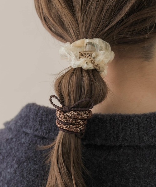 SMELLY(スメリー)の「シアーゴムセット(ヘアゴム・レディース・ベージュ系その他/グリーン系その他・-)」の6枚目の写真