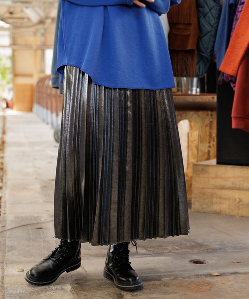 niko and...（ニコアンド）の「CAVAメタリックプリーツスカート（スカート・レディース・グレー/ピンク/ダークブルー/アイボリー・FREE）」の7枚目の写真