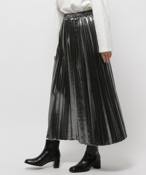 niko and...（ニコアンド）の「CAVAメタリックプリーツスカート（スカート・レディース・グレー/ピンク/ダークブルー/アイボリー・FREE）」の18枚目の写真