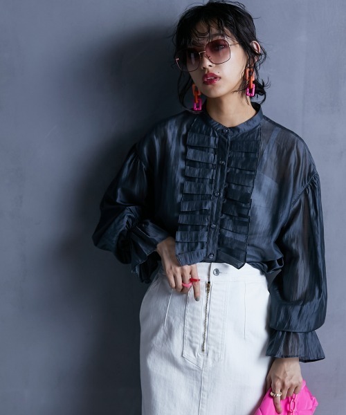 GEVS.（ジェイヴィス）の「＜大きいサイズ＞ フリルシアーブラウス GEVS.（シャツ/ブラウス・レディース・グレー/ベージュ・L/LL/3L/4L/5L）」の10枚目の写真