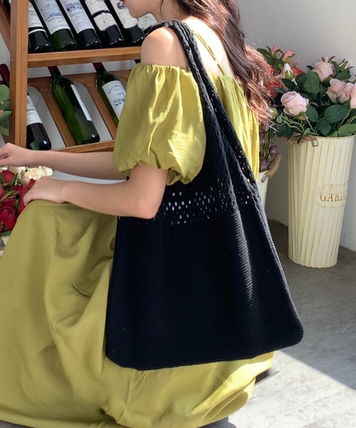 SHEPP(シープ)の「メッシュニット トートバッグ(トートバッグ・レディース・ブラック/ブルー/サックスブルー/レッド/ホワイト/ライトパープル/ベージュ/パープル/イエロー・F)」の3枚目の写真