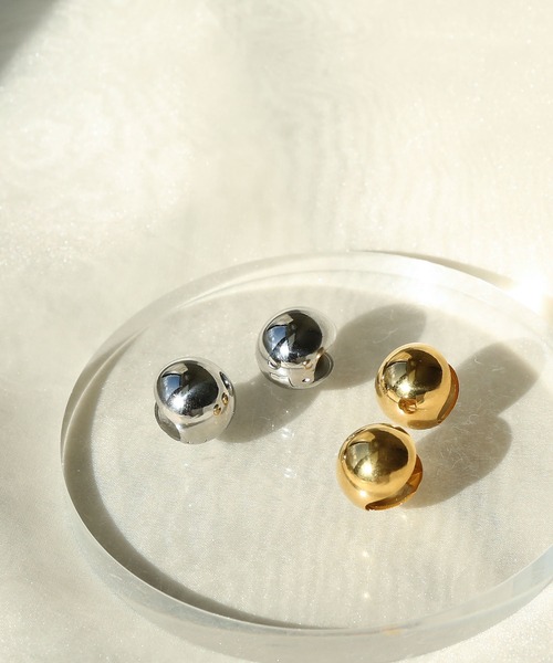 colleca la（コレカラ）の「[stainless]ステンレス・メタルボールピアス〈金属アレルギー対応〉（ピアス（両耳用）・レディース・ゴールド/シルバー・FREE）」の7枚目の写真