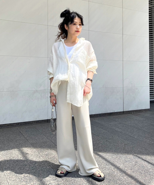 AP STUDIO(エーピーストゥディオ)の「リネンシャツ(シャツ/ブラウス・レディース・アイボリー/ブラック・38/36)」の4枚目の写真