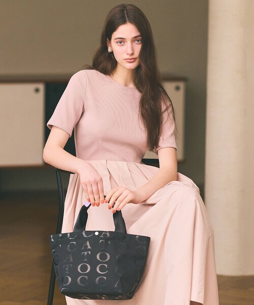 TOCCA(トッカ)の「FOLLOWING TOCCA TOTE トートバッグ(トートバッグ・レディース・ライトグレー系/シルバー系/ブラック系/ピンク系/ネイビー系・F)」の12枚目の写真
