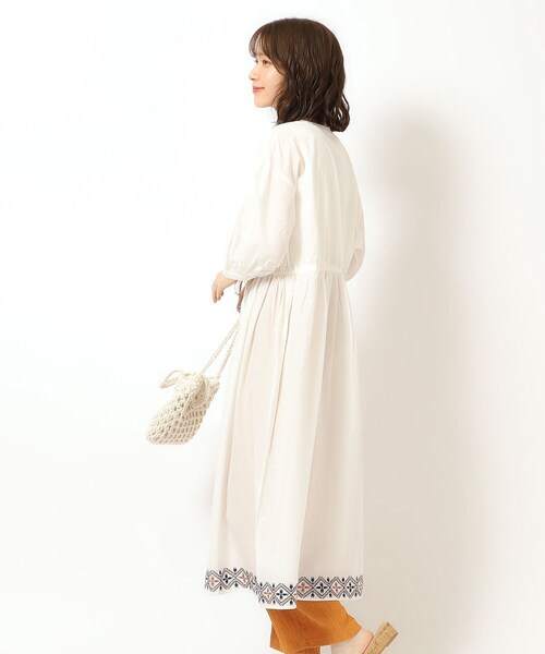 セール】【洗える/インド綿100％】さらりと着こなす 裾刺繍ワンピース