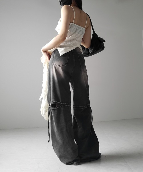 me+em select(ミームセレクト)の「※※【 4size / 2color 】カットアウトストラップヴィンテージルーズデニム / cutout strap vintage loose denim(デニムパンツ・レディース・ブルー/ブラック・SMALL/MEDIUM/LARGE/X-LARGE)」の18枚目の写真