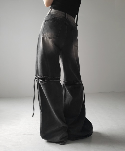 me+em select(ミームセレクト)の「※※【 4size / 2color 】カットアウトストラップヴィンテージルーズデニム / cutout strap vintage loose denim(デニムパンツ・レディース・ブルー/ブラック・SMALL/MEDIUM/LARGE/X-LARGE)」の7枚目の写真