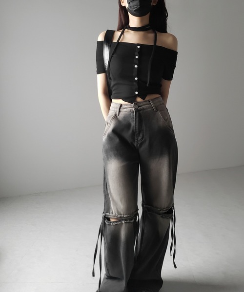 me+em select(ミームセレクト)の「※※【 4size / 2color 】カットアウトストラップヴィンテージルーズデニム / cutout strap vintage loose denim(デニムパンツ・レディース・ブルー/ブラック・SMALL/MEDIUM/LARGE/X-LARGE)」の8枚目の写真
