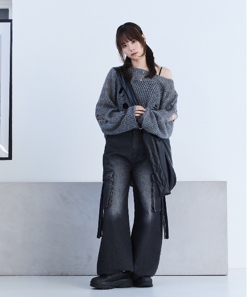 17HR（セブンティーンアワーズ）の「ビッグショルダーバッグ 【ショルダー長さ調節可 / PC収納可】（ショルダーバッグ・レディース・ブラック/シルバー・FREE）」の8枚目の写真