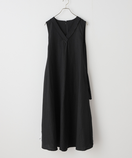B.C STOCK(ベーセーストック)の「《追加3》リネンレーヨンスリーブレスワンピース(ワンピース・レディース・ブラック/ダークブルー・FREE)」の15枚目の写真