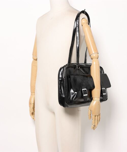 SPINNS（スピンズ）の「A4サイズが入る大容量！ビッグポケット 合皮スクエアショルダーバッグ/ハンドバッグ（ハンドバッグ・レディース・ブラック/シルバー・ONESIZE）」の18枚目の写真