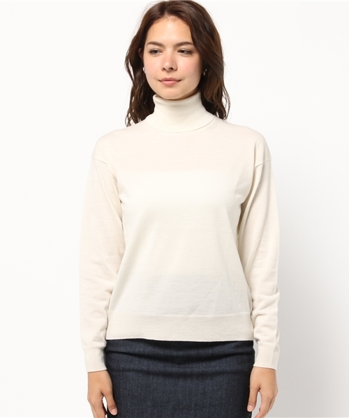 IENA(イエナ)の「AURALEE W/C ハイゲージタートルネックプルオーバー◆(ニット/セーター・レディース・キャメル/ホワイト・FREE)」の7枚目の写真