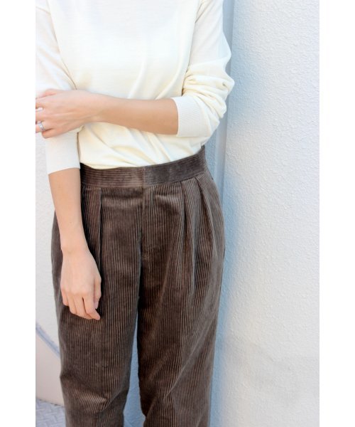 IENA(イエナ)の「AURALEE W/C ハイゲージタートルネックプルオーバー◆(ニット/セーター・レディース・キャメル/ホワイト・FREE)」の17枚目の写真