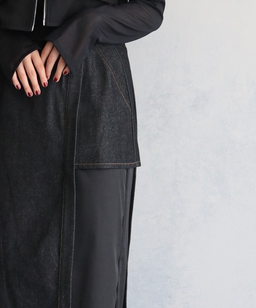 &g'aime(アンジェム)の「【&g’aime】サテンドッキングデニムスカート SATIN DOCKING DENIM SKIRT(デニムスカート・レディース・ブラック・FREE)」の4枚目の写真